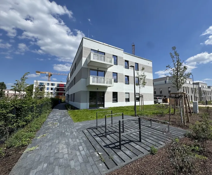 *Neubau in Altglienicke – modernes Wohnen im Grünen* — photo 1
